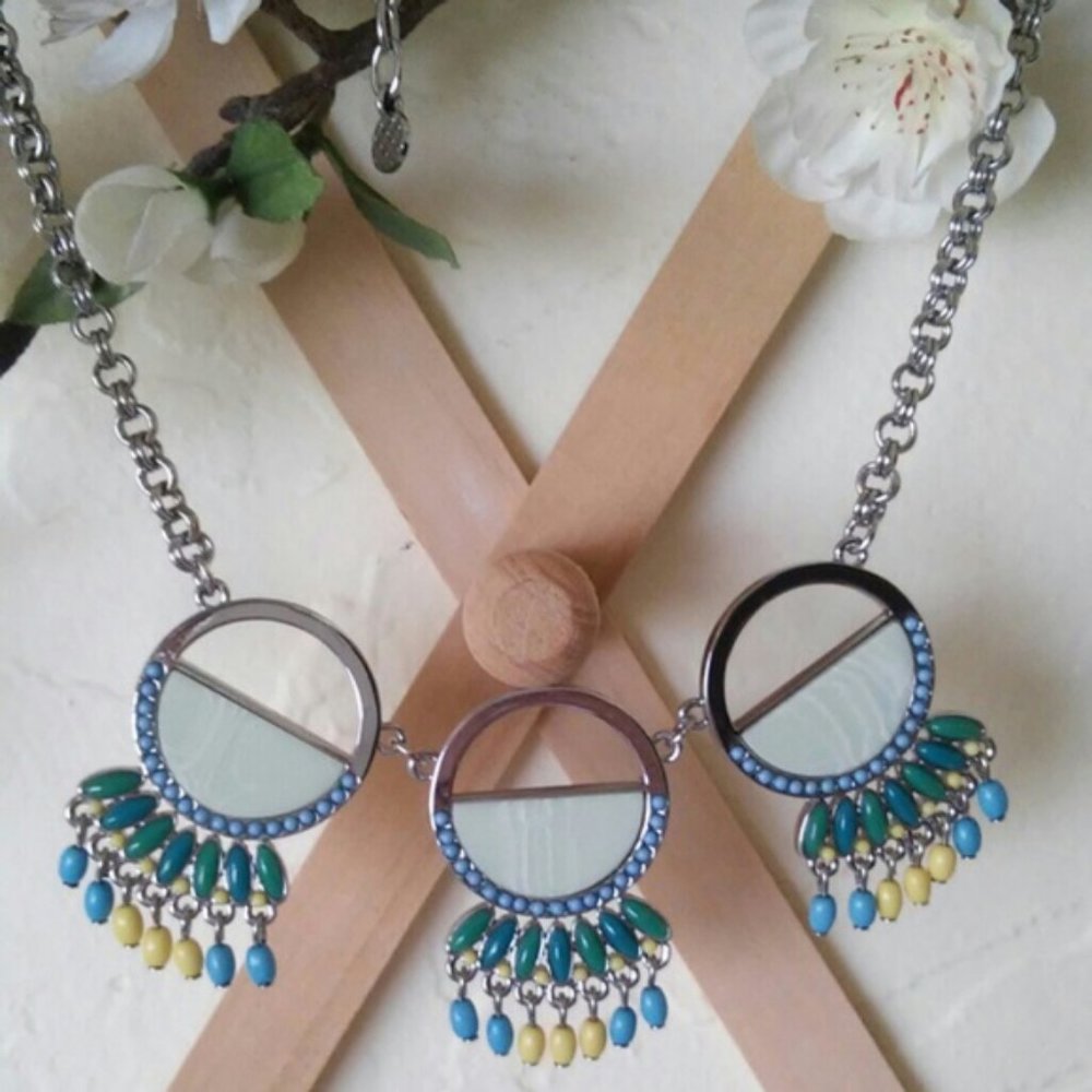 Talbots Circle Tear Drop Necklace